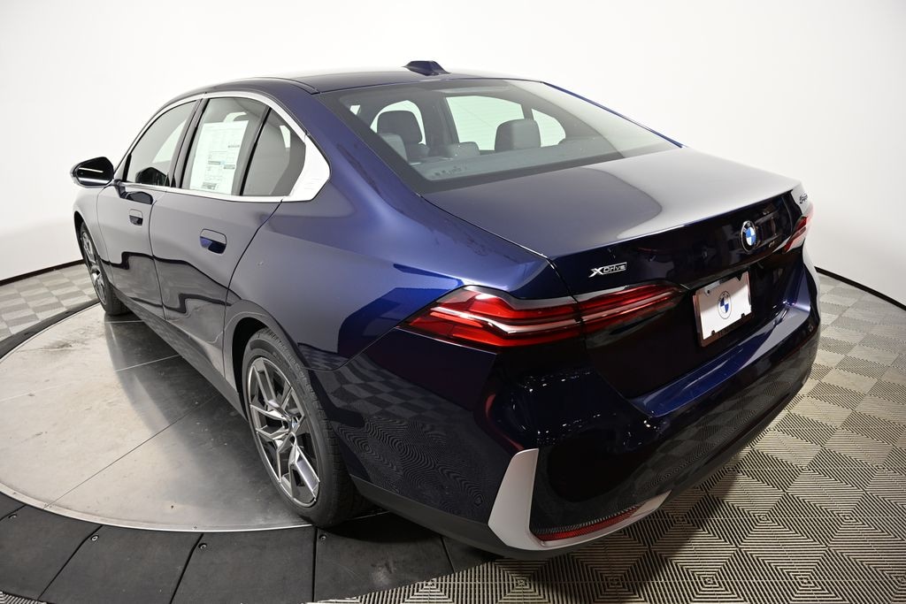 New 2027 BMW 5 Series 530i xDrive Sedan