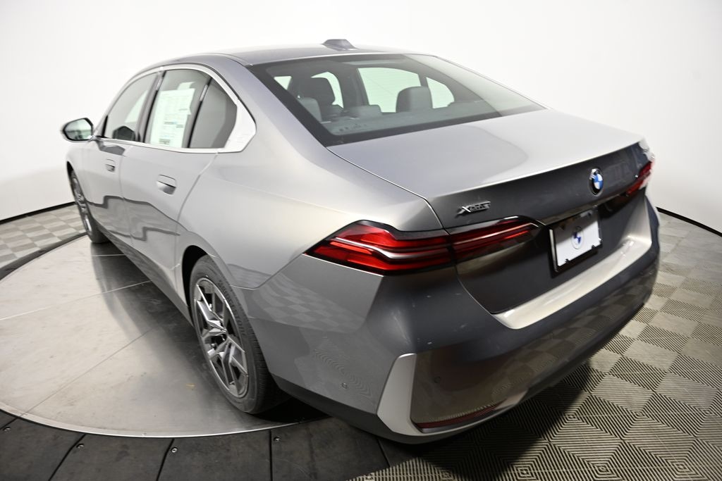 New 2027 BMW 5 Series 530i xDrive Sedan