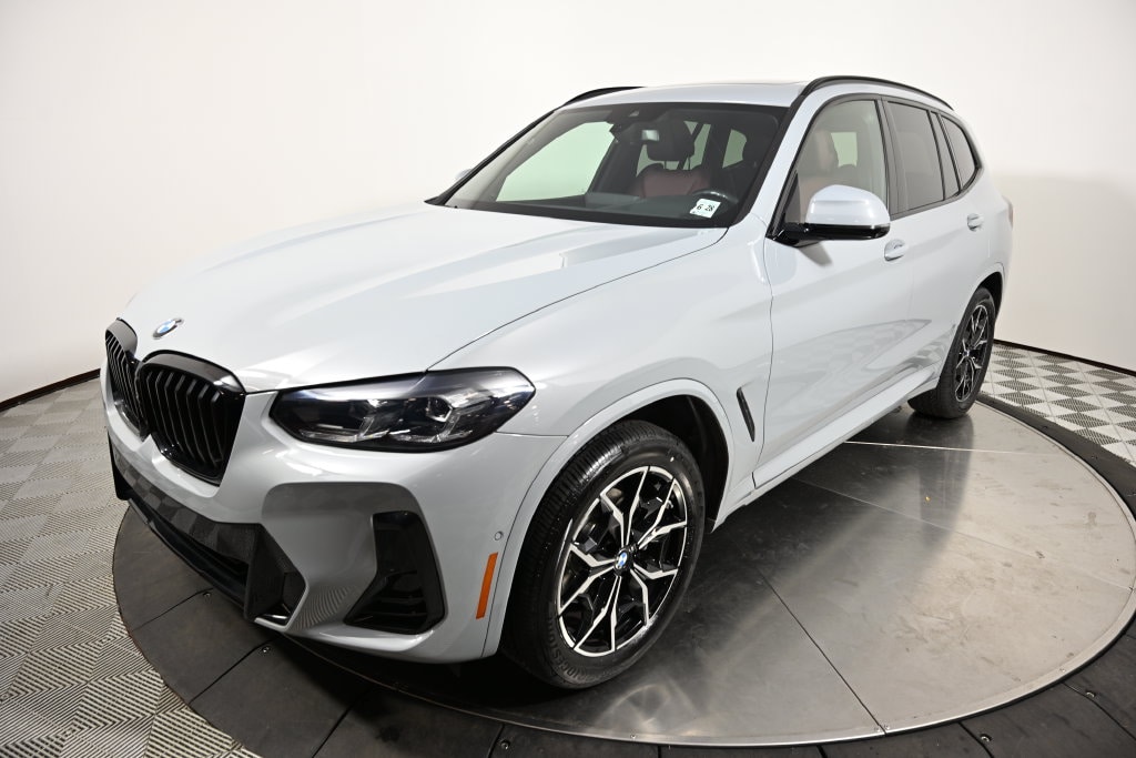 2023 BMW X3 30i