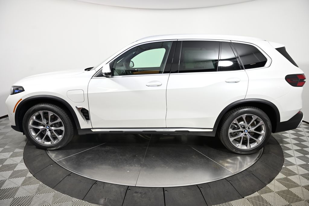 New 2026 BMW X5 xDrive50e SUV