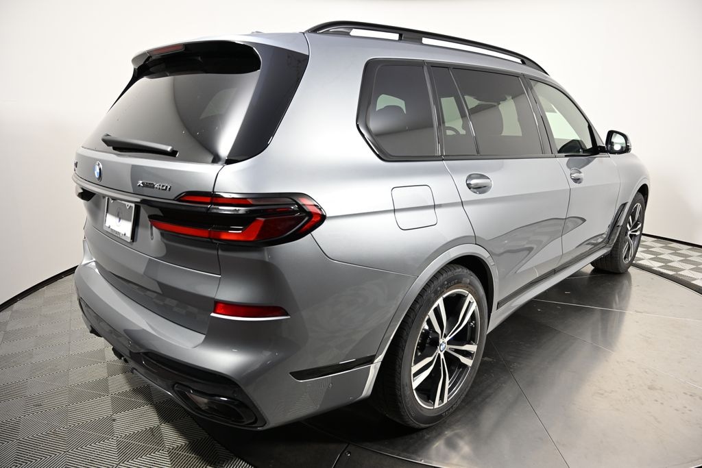 New 2027 BMW X7 xDrive40i SUV