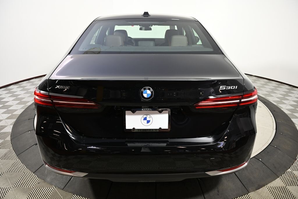 New 2027 BMW 530i xDrive Sedan
