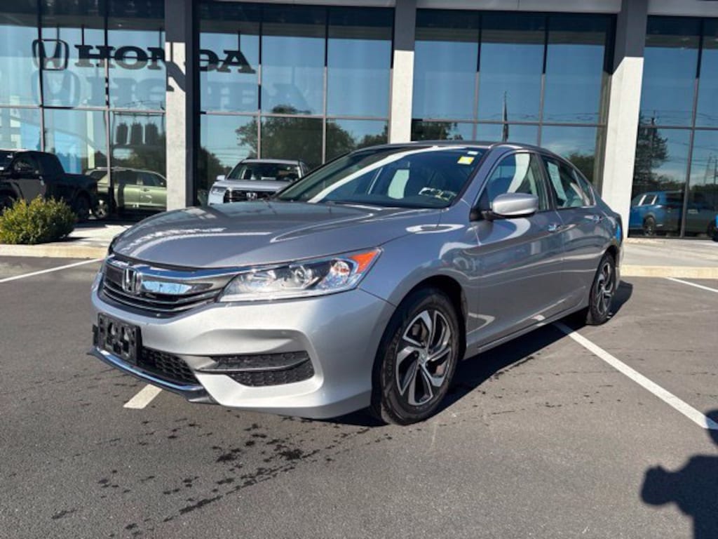 Used 2017 Honda Accord LX Sedan