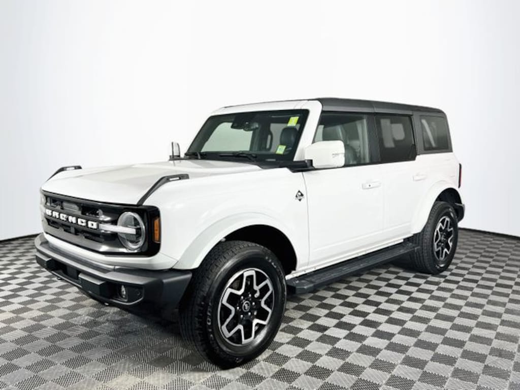 Used 2024 Ford Bronco Outer Banks SUV