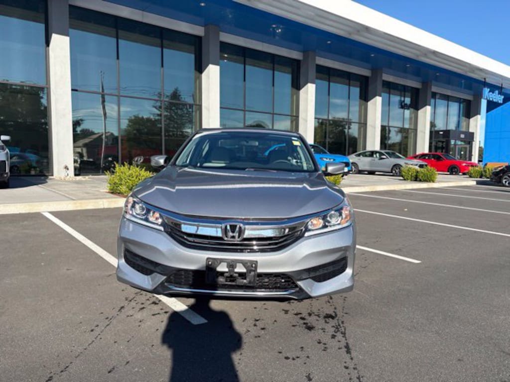 Used 2017 Honda Accord LX Sedan