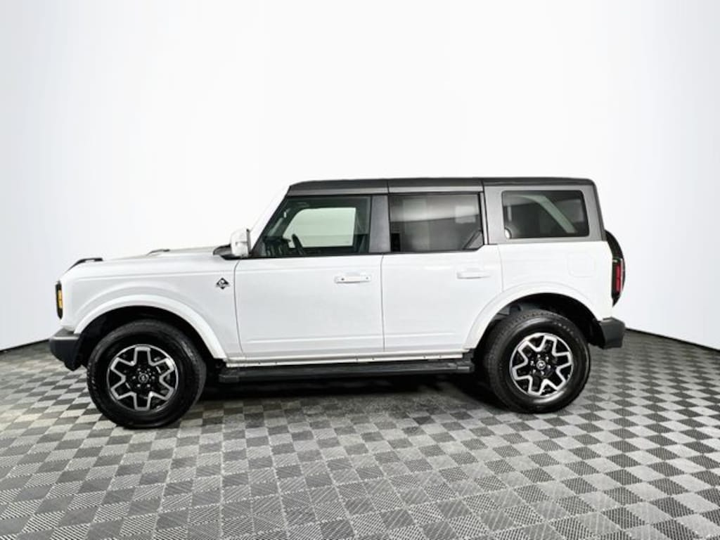 Used 2024 Ford Bronco Outer Banks SUV
