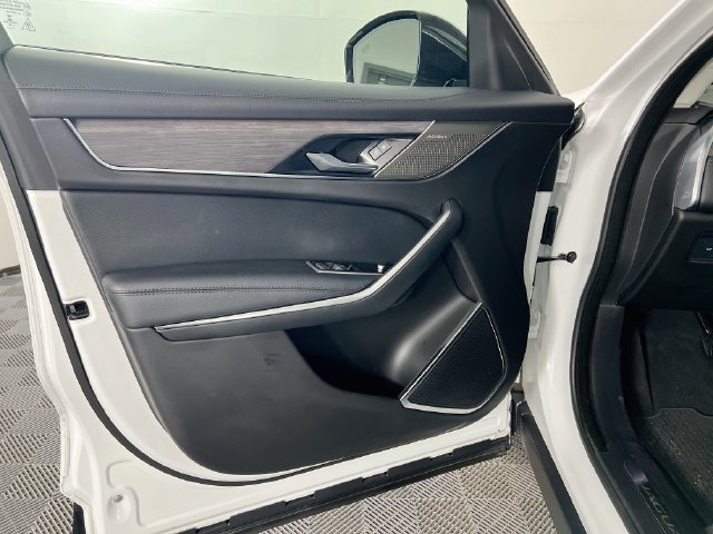 2023 Jaguar F-Pace S - Photo 18