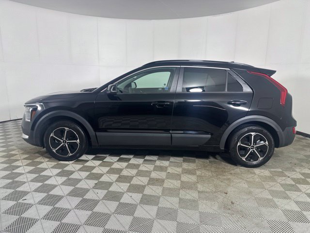 Used 2023 Kia Niro EX SUV