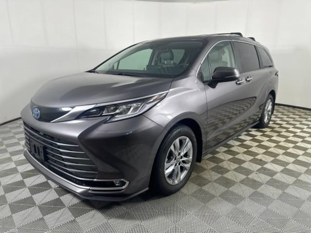 Certified 2023 Toyota Sienna Limited 7 Passenger Van Passenger Van