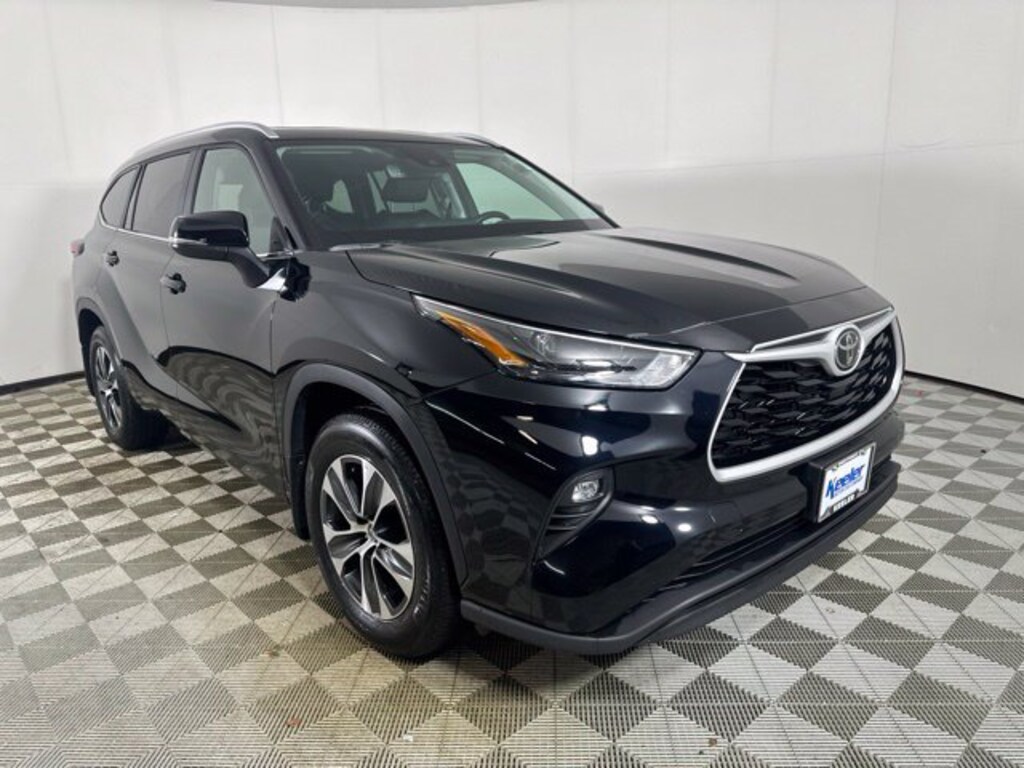 Certified 2026 Toyota Highlander XLE SUV