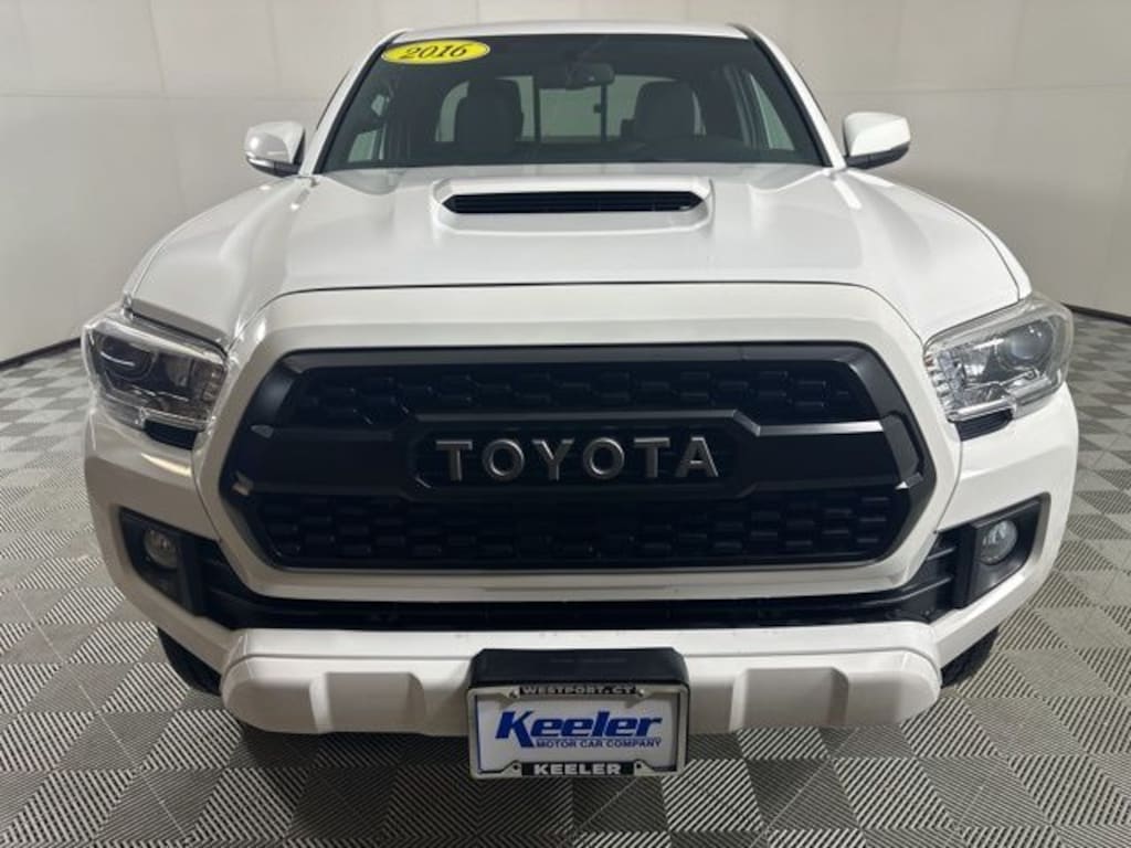Used 2016 Toyota Tacoma Truck Access Cab