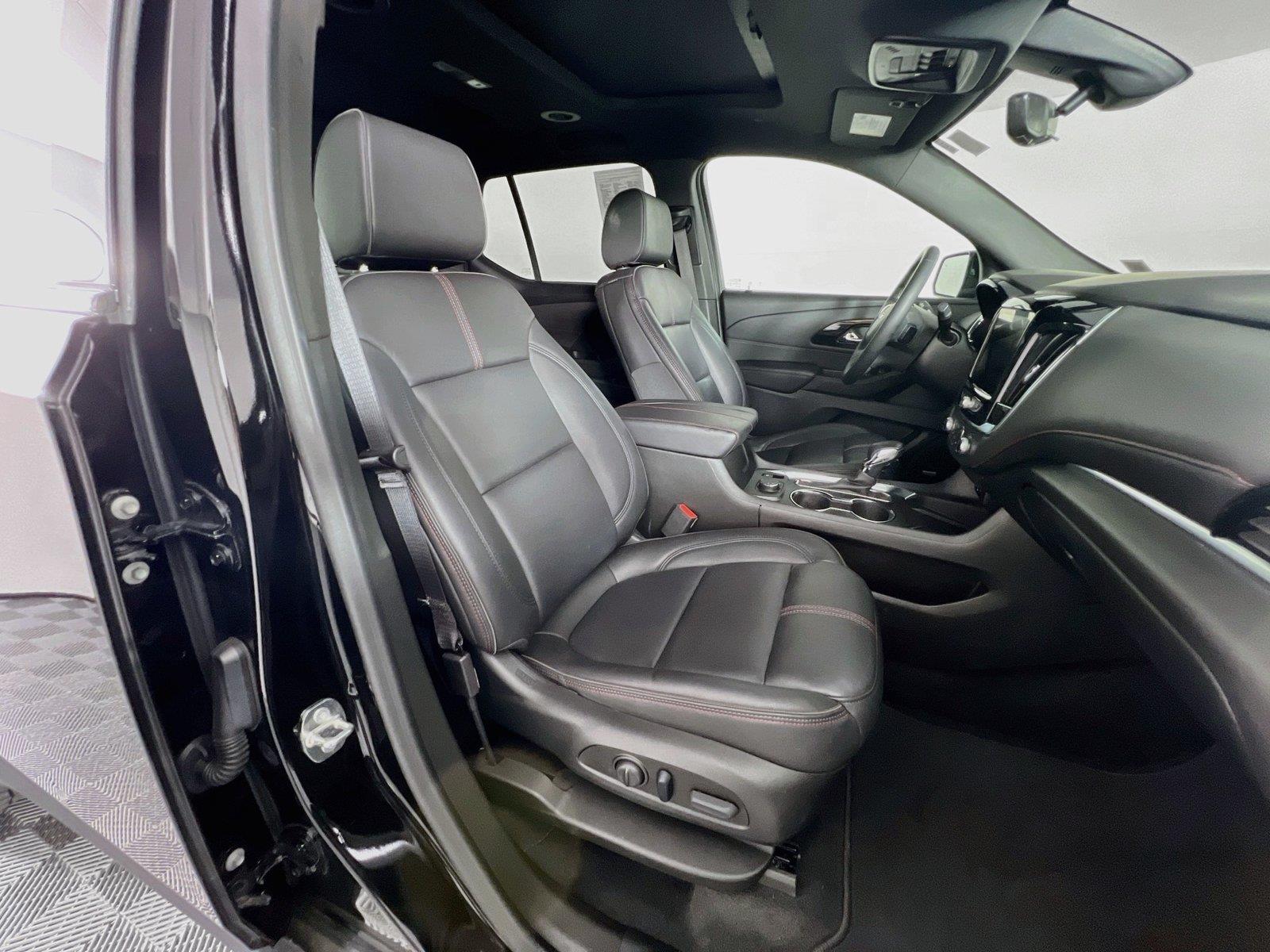 2023 Chevrolet Traverse RS - Photo 29