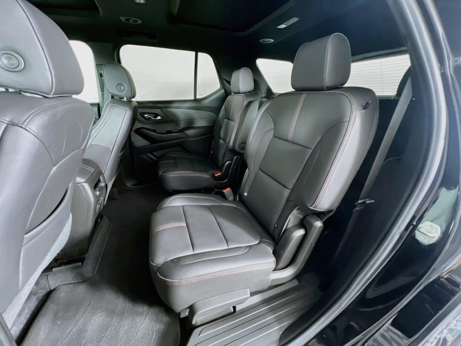 2023 Chevrolet Traverse RS - Photo 25