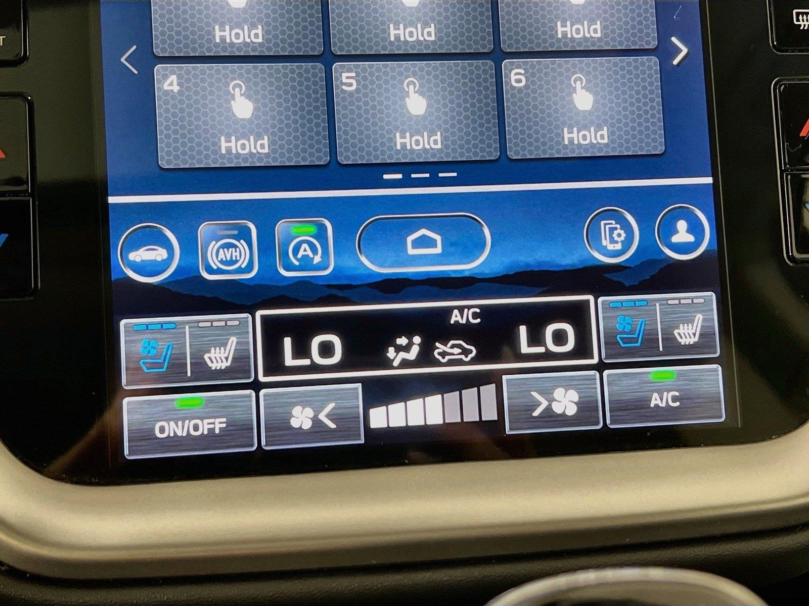 2025 Subaru Outback Touring - Photo 16