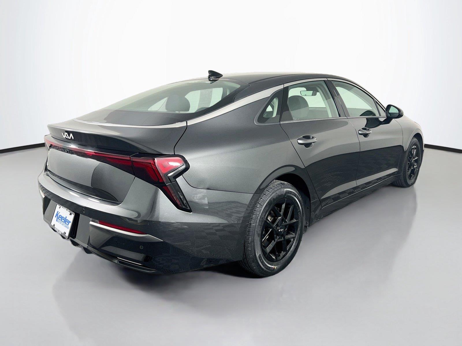 2025 Kia K5 LXS - Photo 6