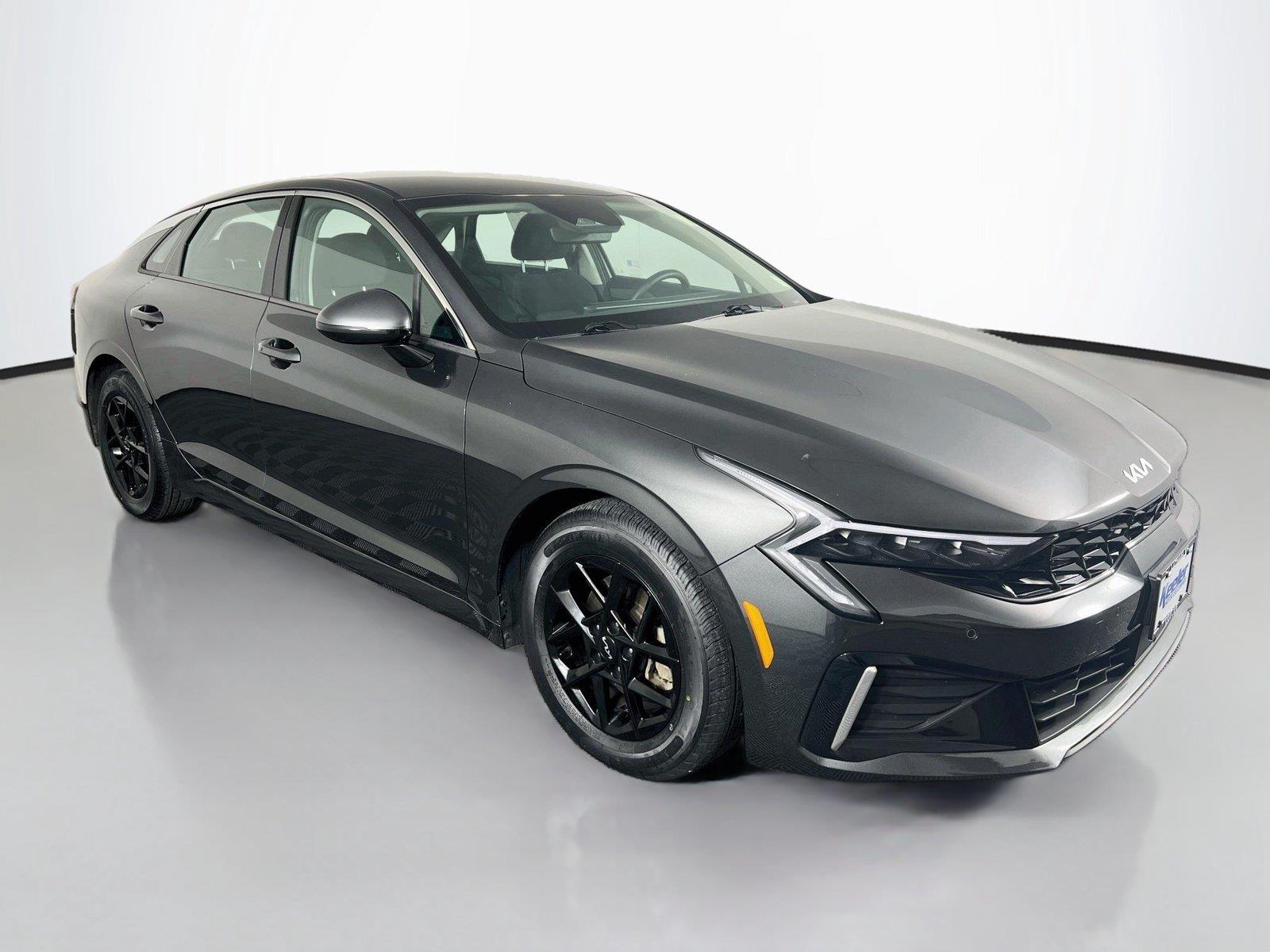 2025 Kia K5 LXS - Photo 8