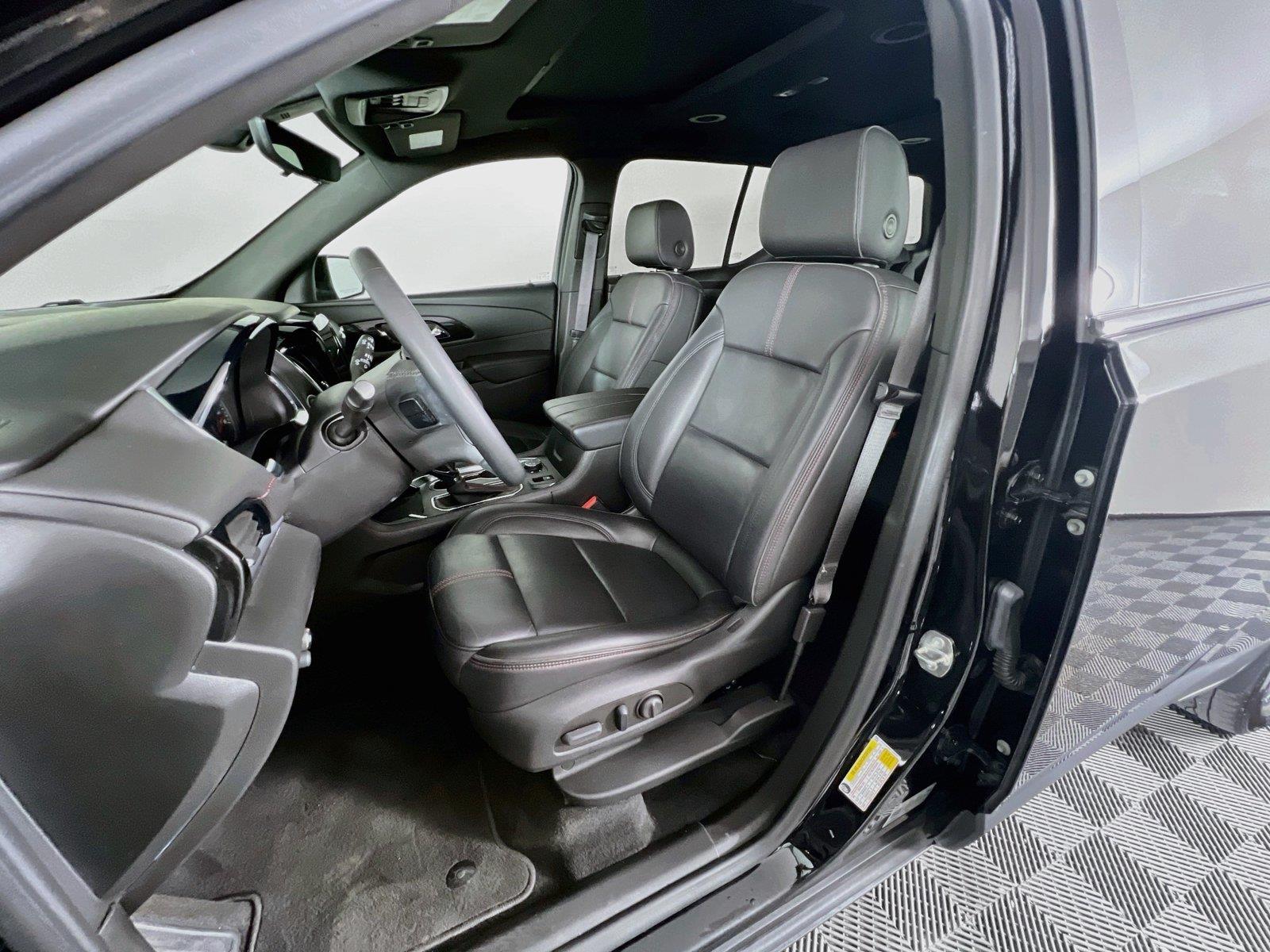 2023 Chevrolet Traverse RS - Photo 22