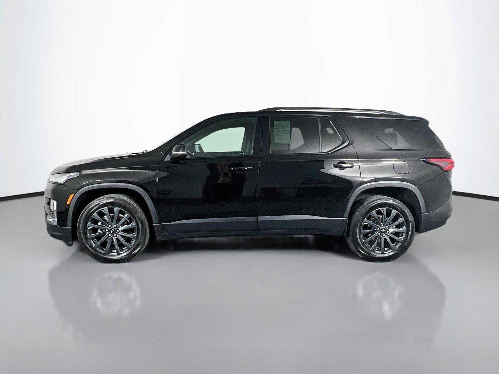 2023 Chevrolet Traverse RS - Photo 3
