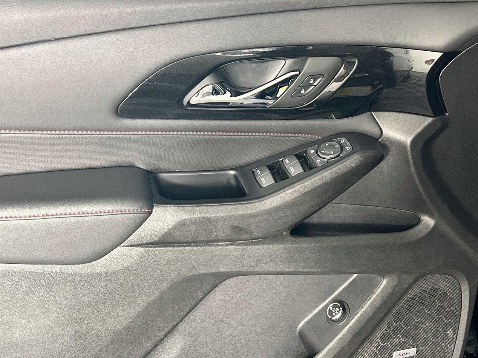 2023 Chevrolet Traverse RS - Photo 19