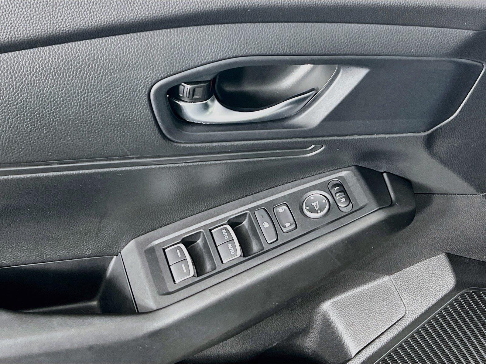 2023 Honda Accord LX - Photo 19