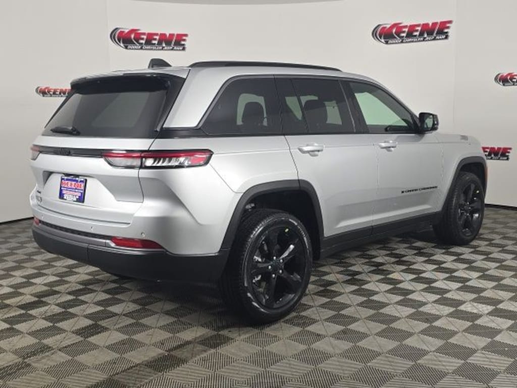 New 2026 Jeep Grand Cherokee LIMITED 4X4 Sport Utility