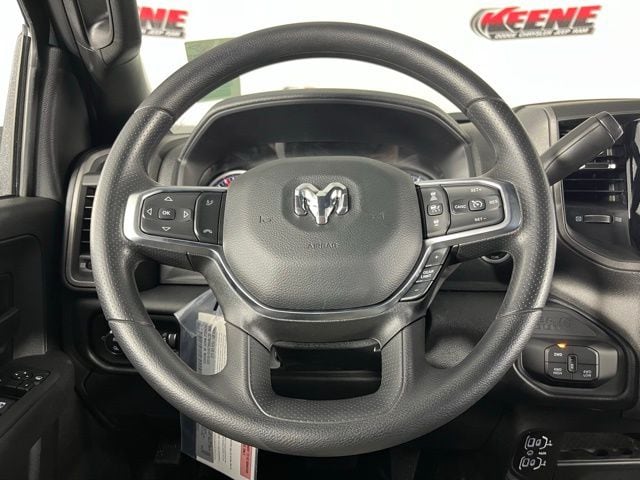 2026 RAM 3500 Chassis Tradesman - Photo 14