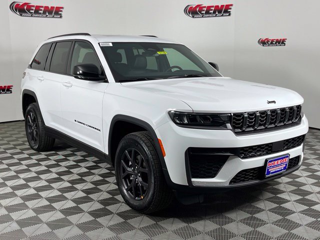New 2027 Jeep Grand Cherokee LAREDO ALTITUDE 4X4 Sport Utility