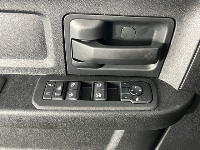 2026 RAM 3500 Chassis Tradesman - Photo 22
