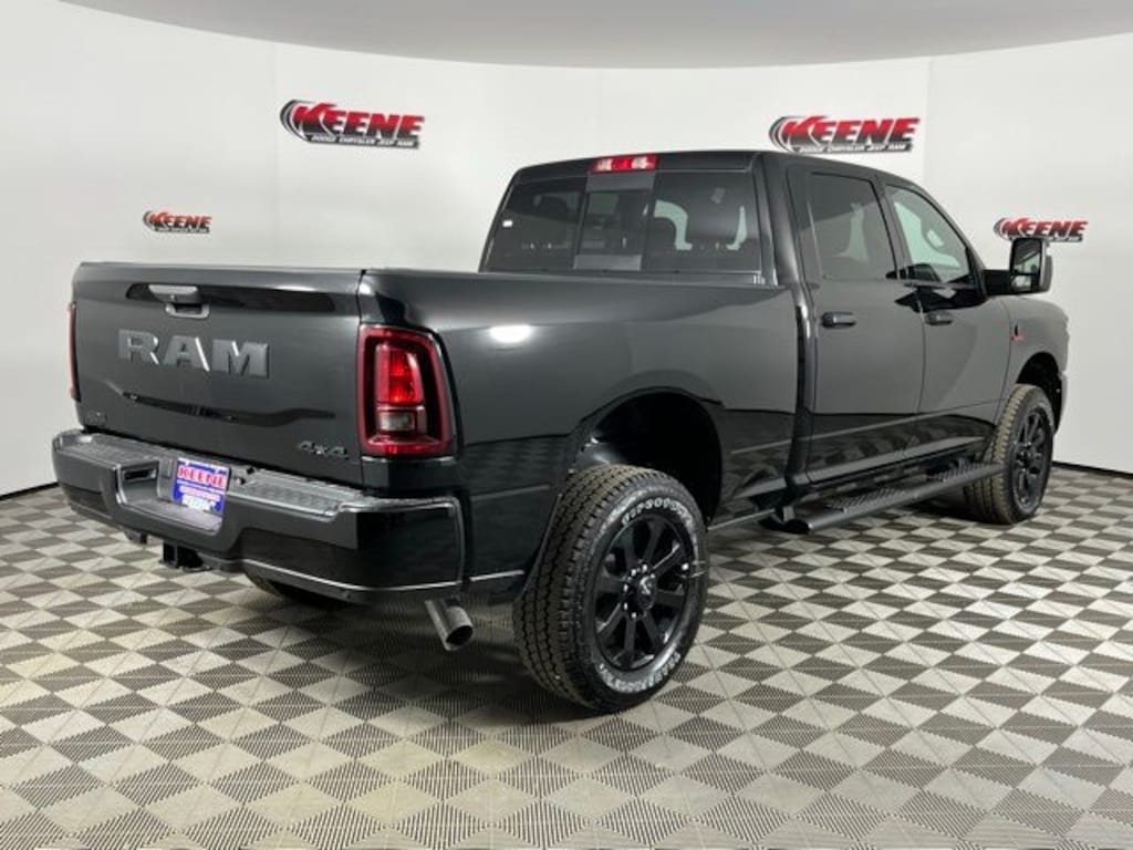 New 2026 Ram 2500 BLACK EXPRESS CREW CAB 4X4 6'4 BOX Pickup