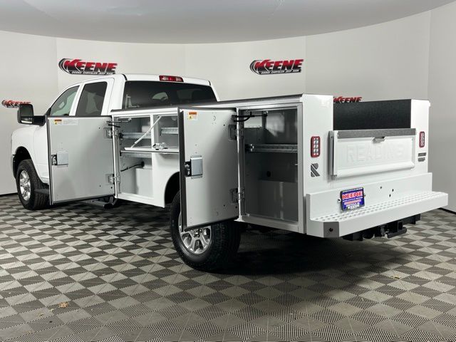 2026 RAM 3500 Chassis Tradesman - Photo 8