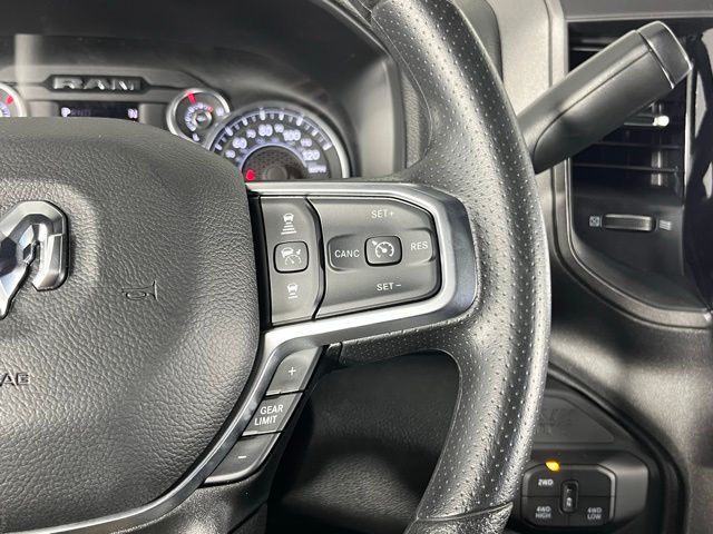 2026 RAM 3500 Chassis Tradesman - Photo 16