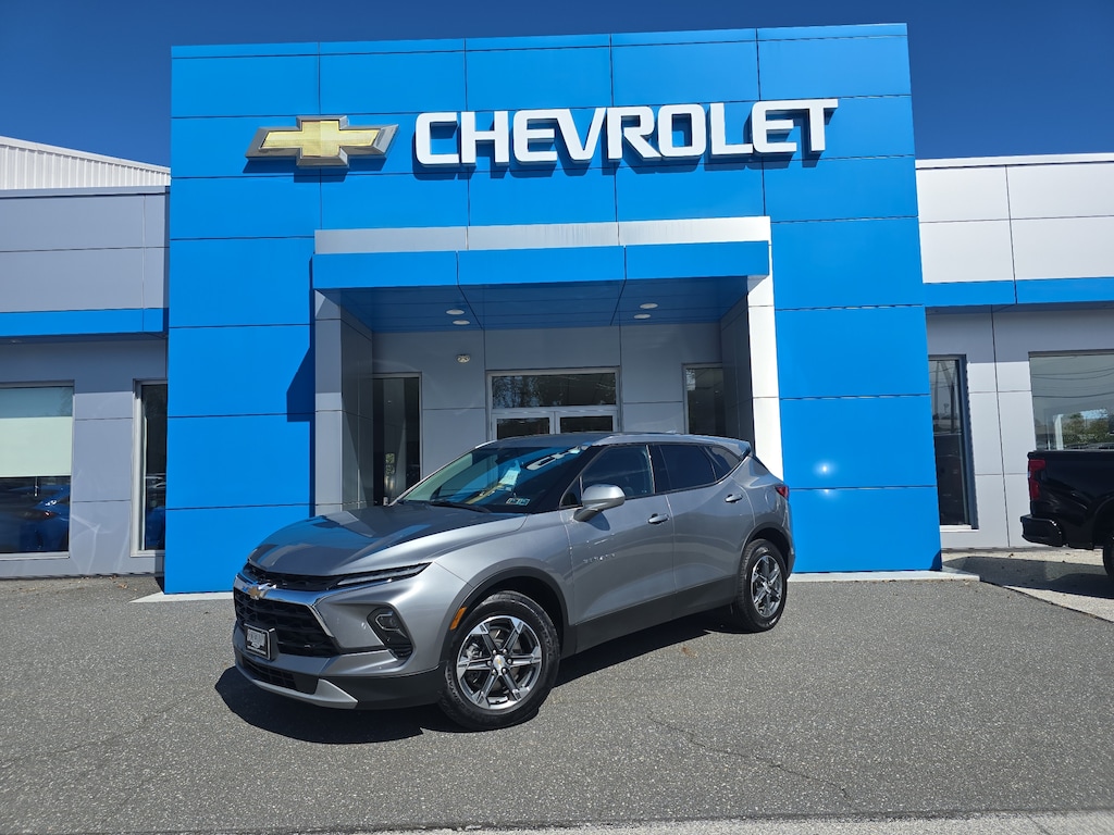 Used 2025 Chevrolet Blazer 2LT SUV