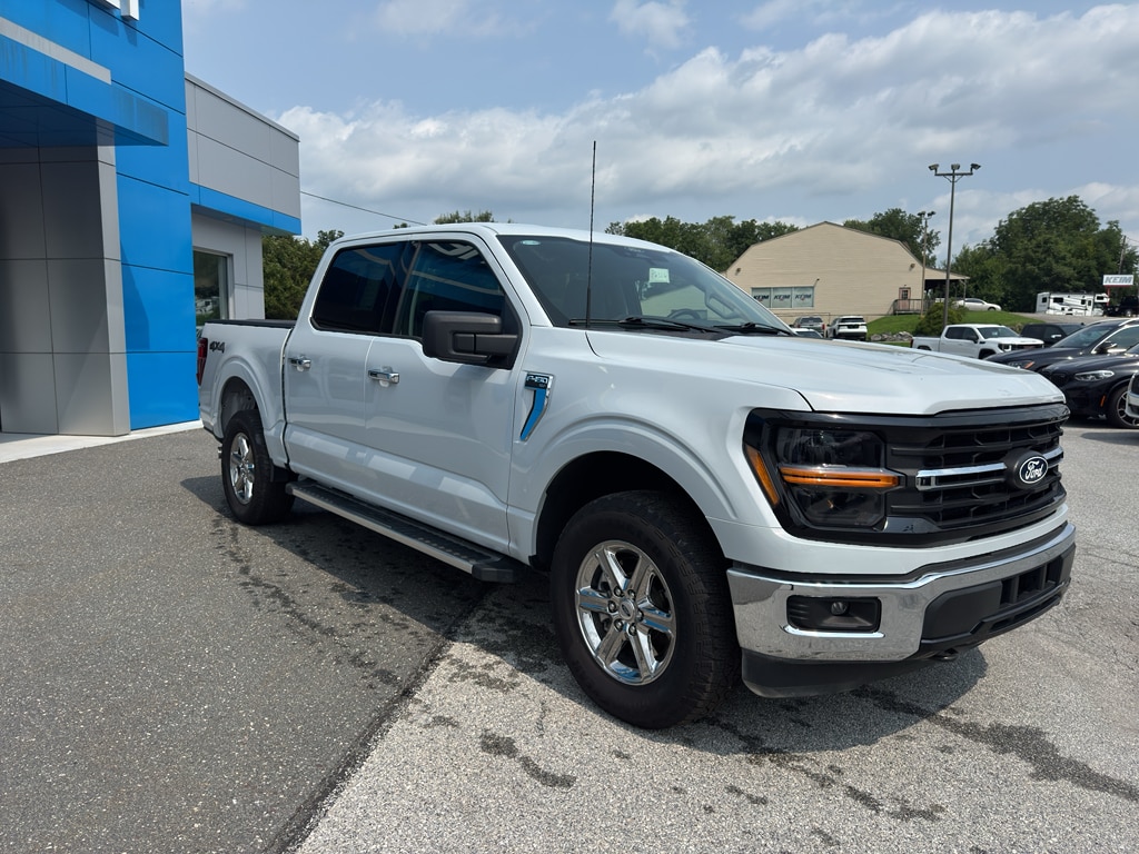 Used 2025 Ford F-150 XLT Truck SuperCrew Cab