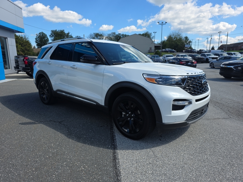 Used 2020 Ford Explorer Platinum SUV