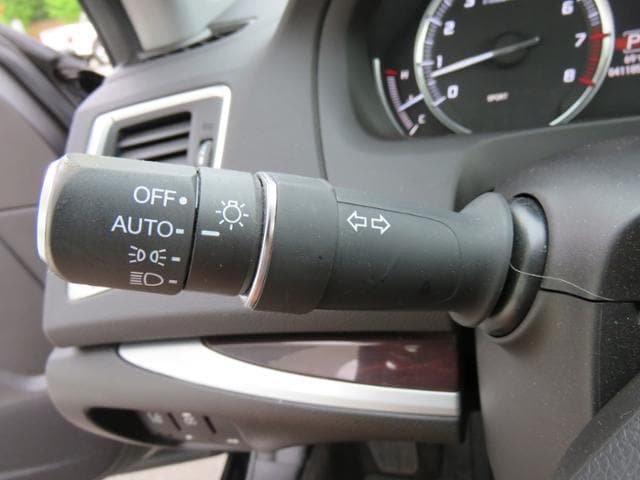 2015 Acura TLX Technology Package - Photo 20