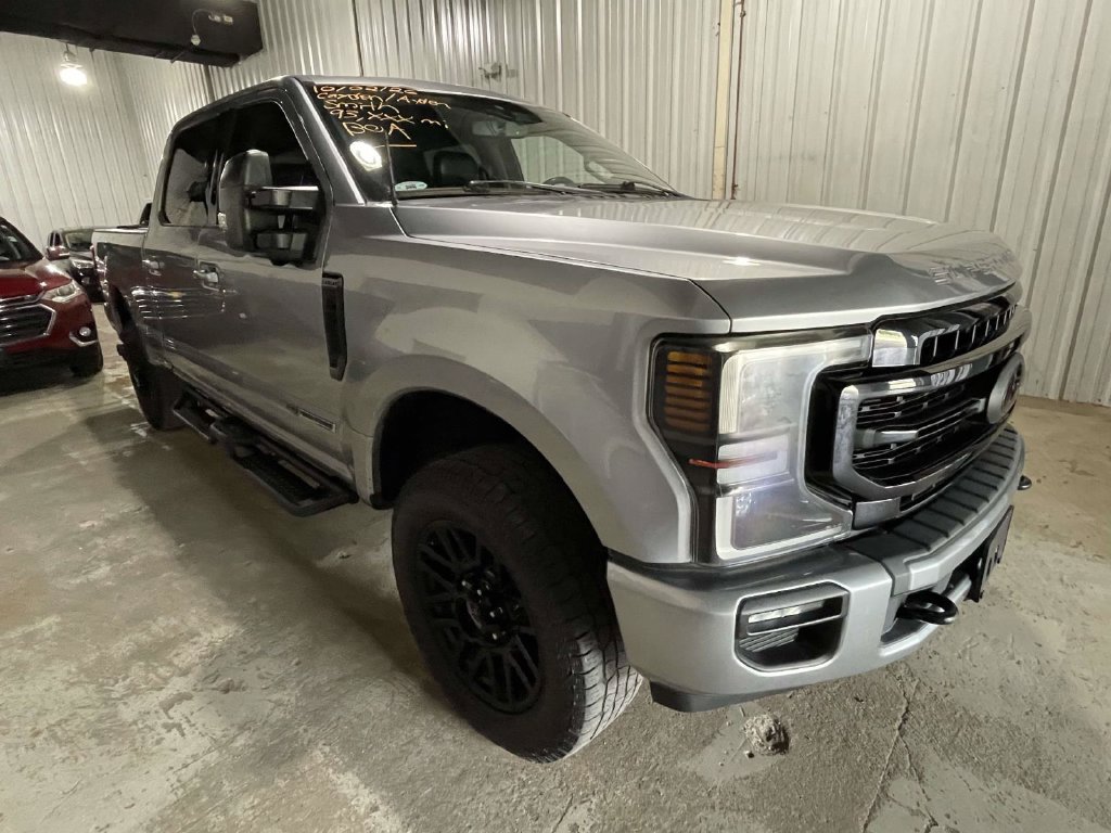2020 Ford F-250SD Lariat Truck