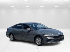 2026 Hyundai Elantra SE Sedan