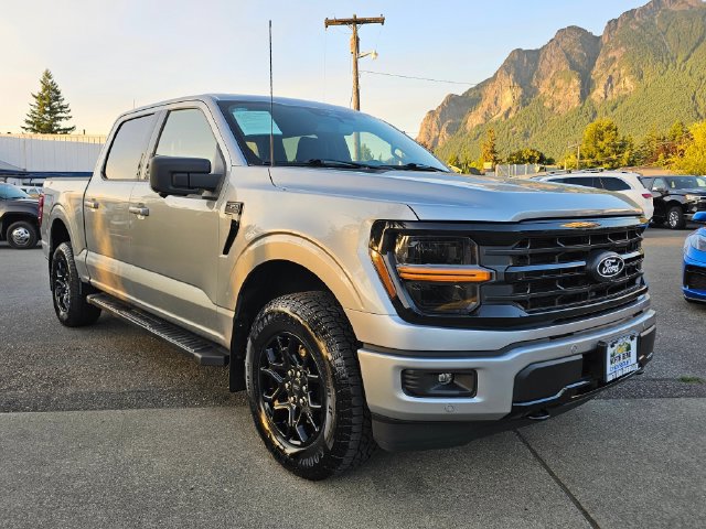 Used 2024 Ford F-150 XLT Truck SuperCrew Cab