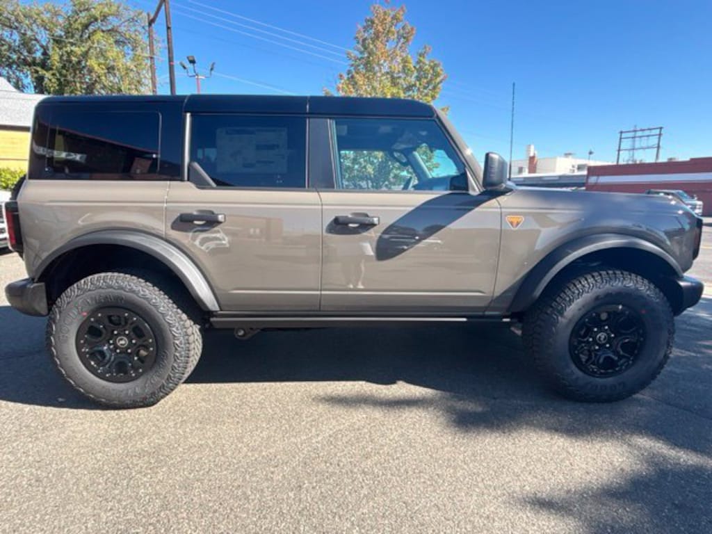 New 2026 Ford Bronco Badlands SUV