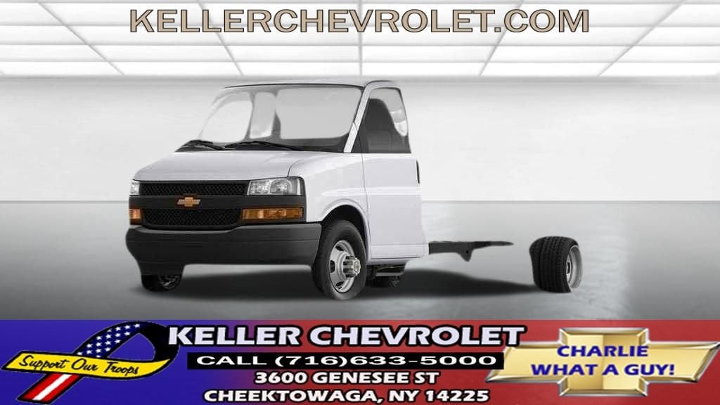 2026 Chevrolet Express Cutaway Base