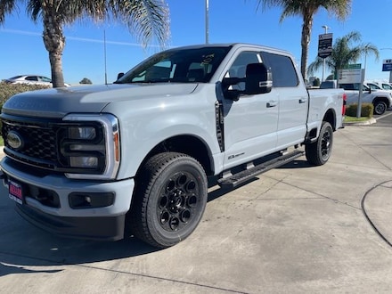 2026 Ford F-250SD Lariat Truck