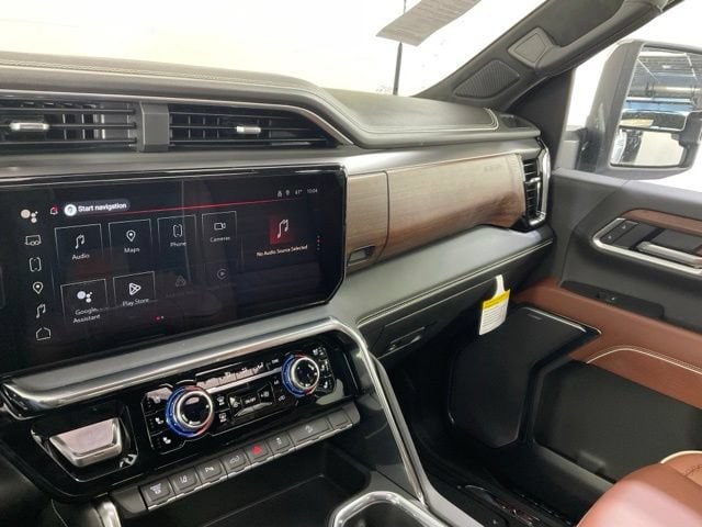 2026 GMC Sierra 3500HD Denali Ultimate - Photo 16