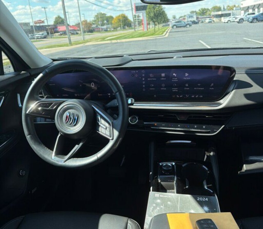 Used 2024 Buick Envision Preferred SUV