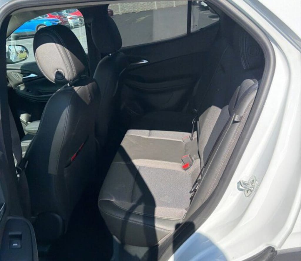 Used 2025 Buick Encore GX Preferred SUV