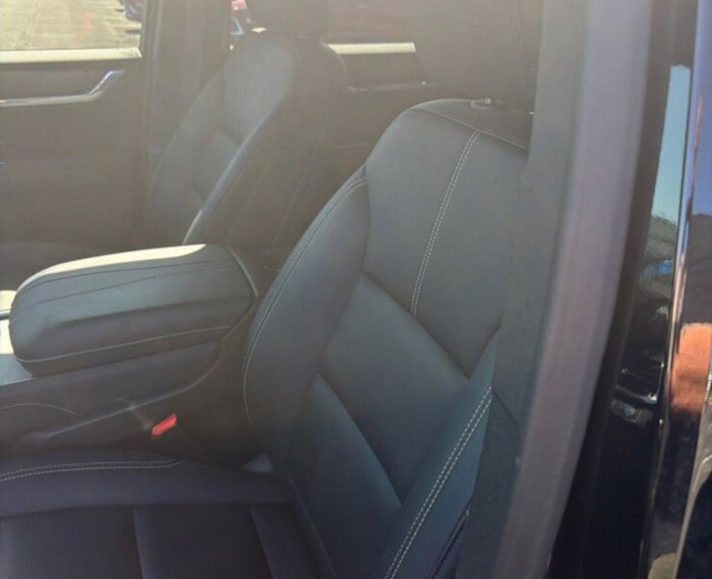 Used 2024 GMC Acadia Elevation SUV