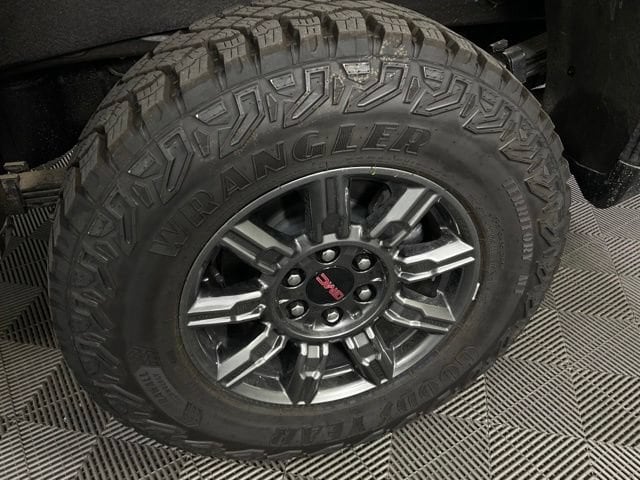2026 GMC Sierra 1500 AT4X - Photo 47