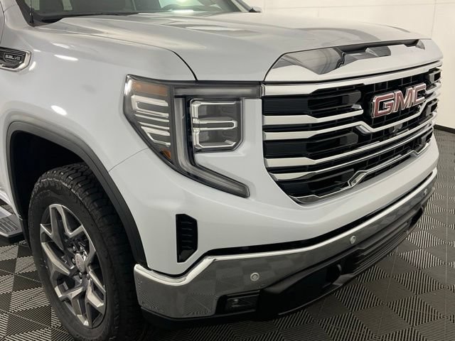 2026 GMC Sierra 1500 SLT - Photo 10