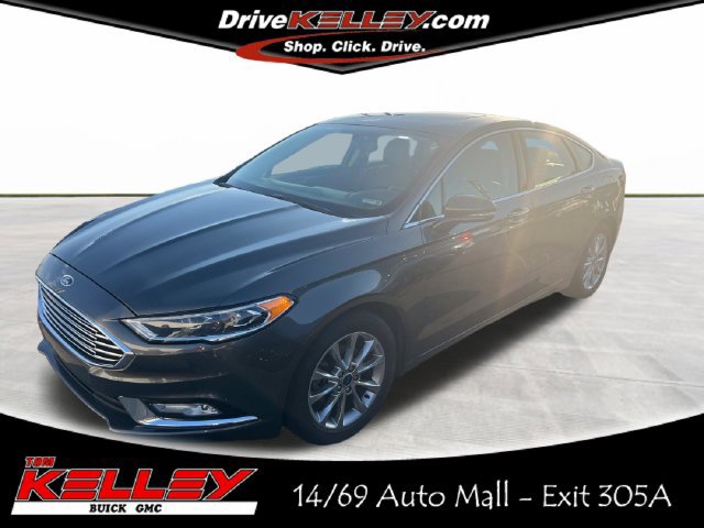 Used 2017 Ford Fusion SE