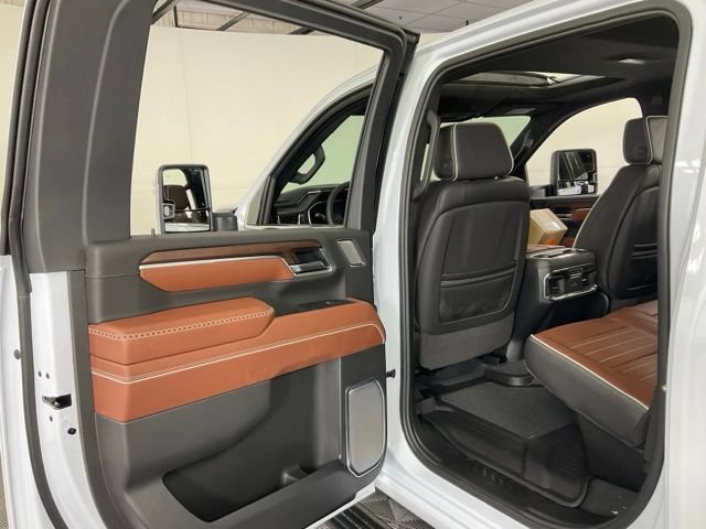 2026 GMC Sierra 3500HD Denali Ultimate - Photo 34
