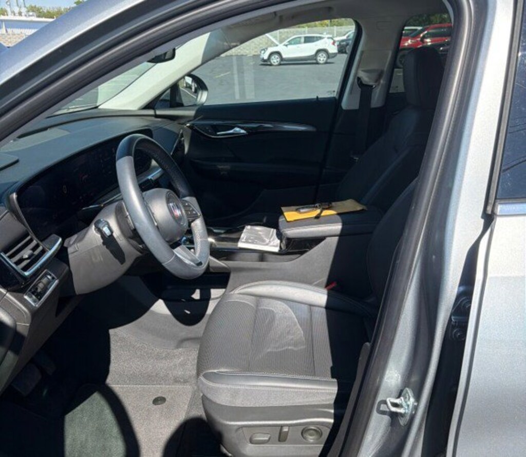 Used 2024 Buick Envision Preferred SUV
